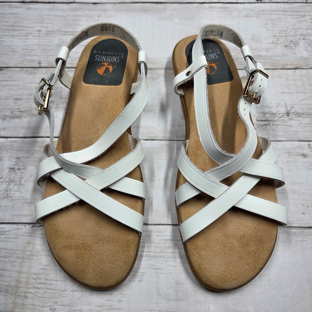 GH Bass Sunjuns Strappy Flat Sandals Women 8 N White Leather Buckle 8866